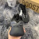 Giày Adidas Yeezy 700 V3 Alvah Replica