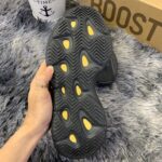 Giày Adidas Yeezy 700 V3 Alvah Replica