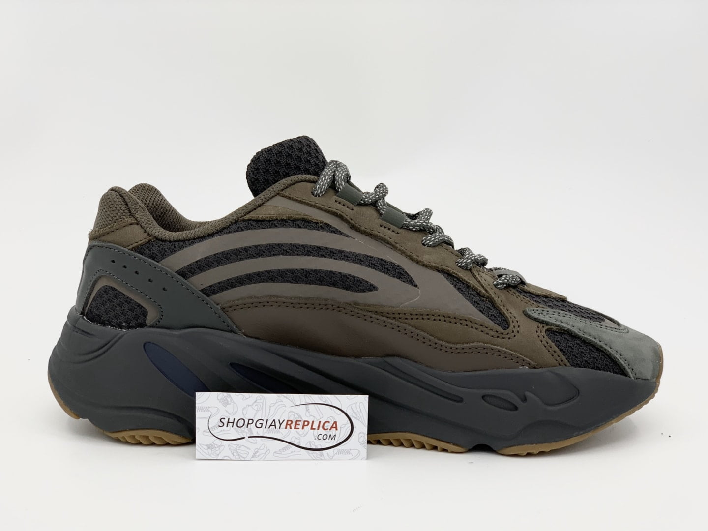 Unbox giày yeezy 700 v2 geode replica