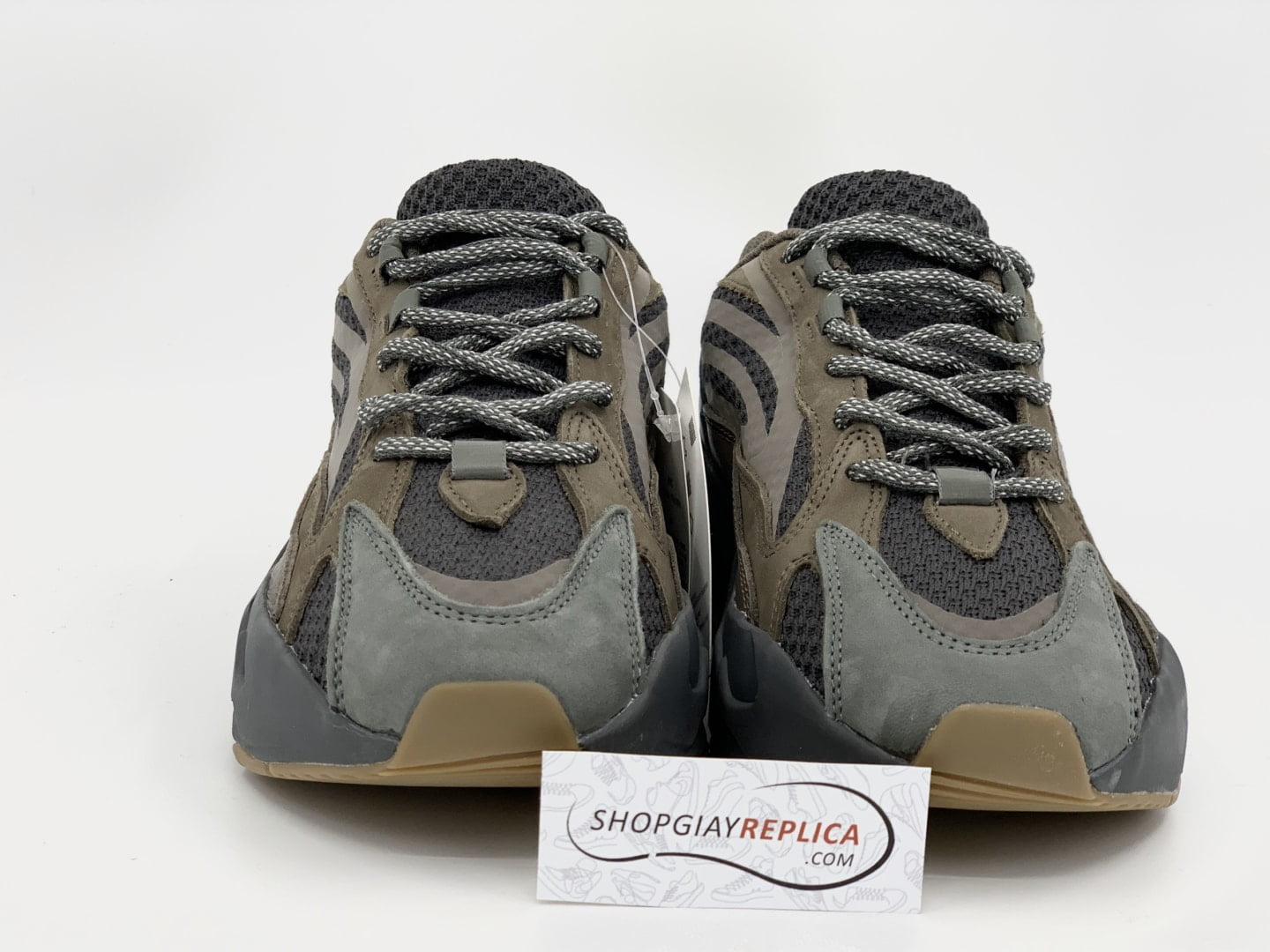 Unbox giày yeezy 700 v2 geode replica