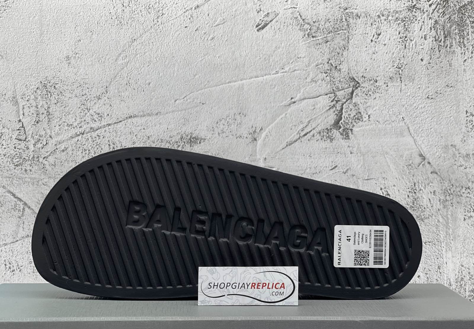 đế dép balenciaga màu đen