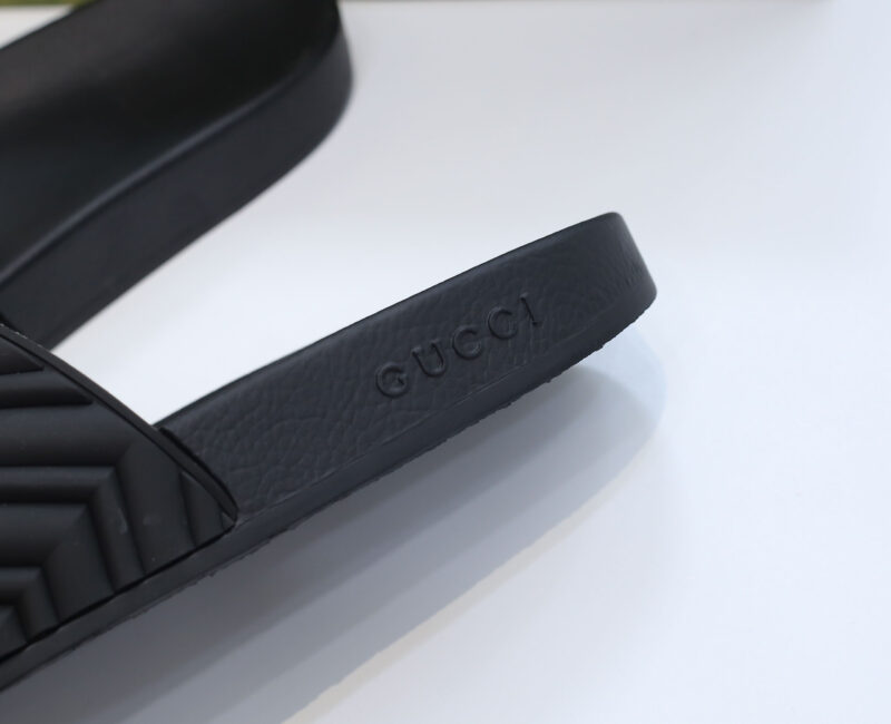 Dép Gucci Matelasse Slide Black Like Auth