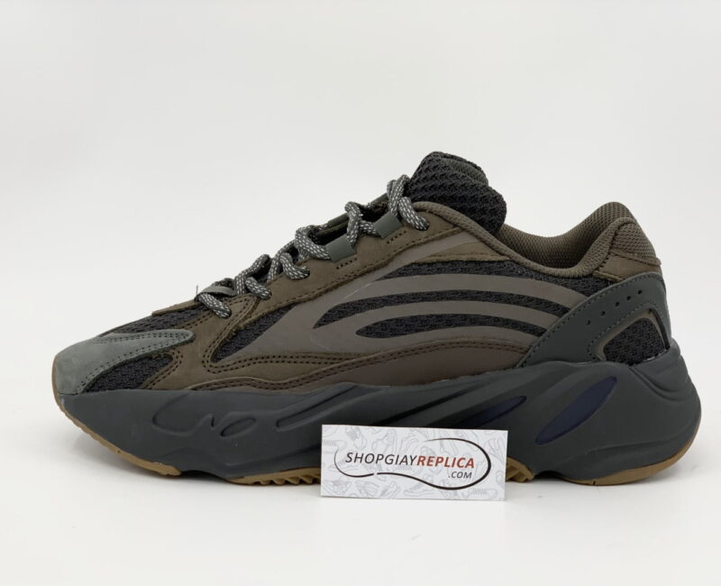 Giày Adidas Yeezy 700 V2 Geode Replica
