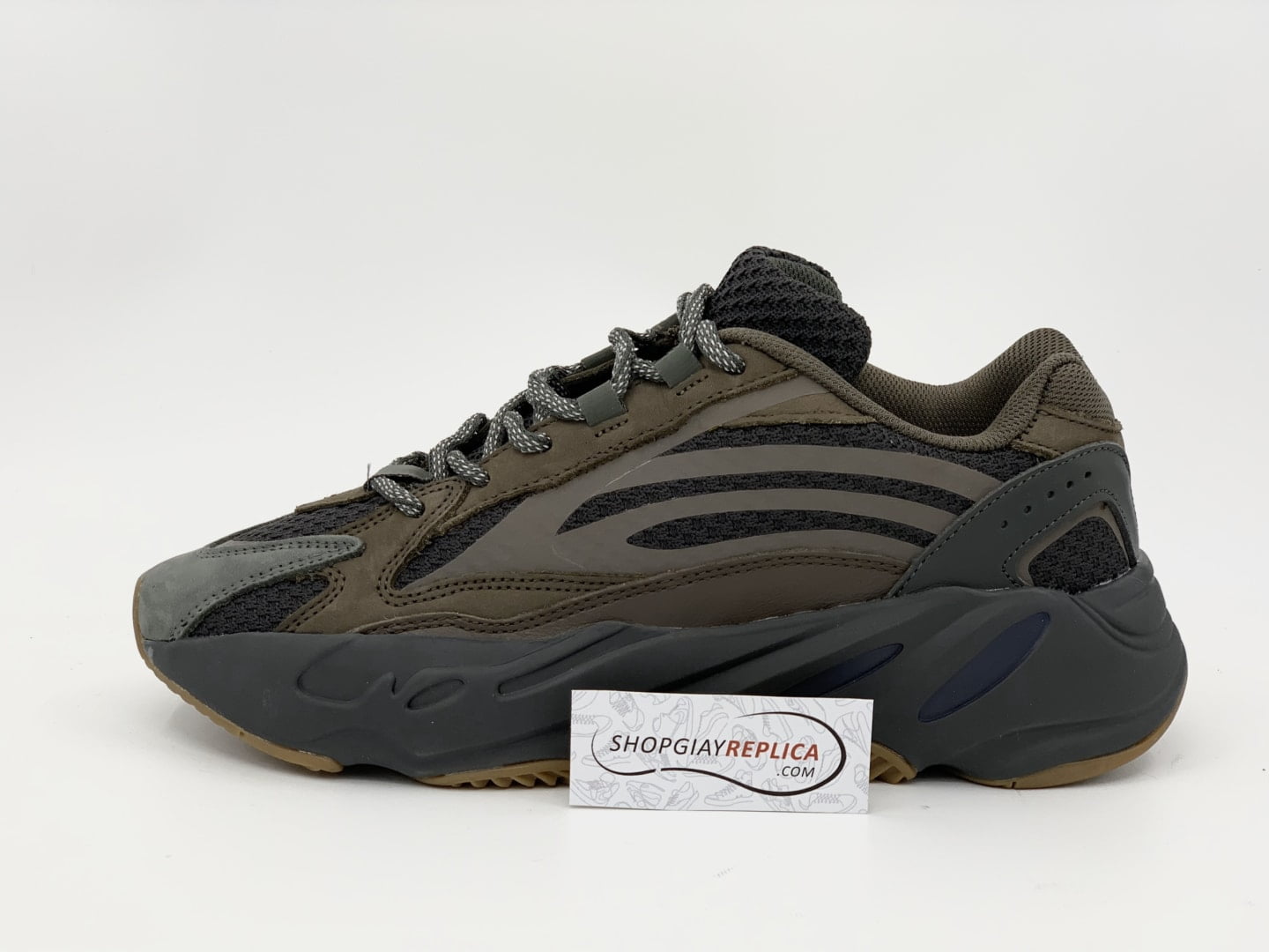Giày Adidas Yeezy 700 V2 Geode Replica
