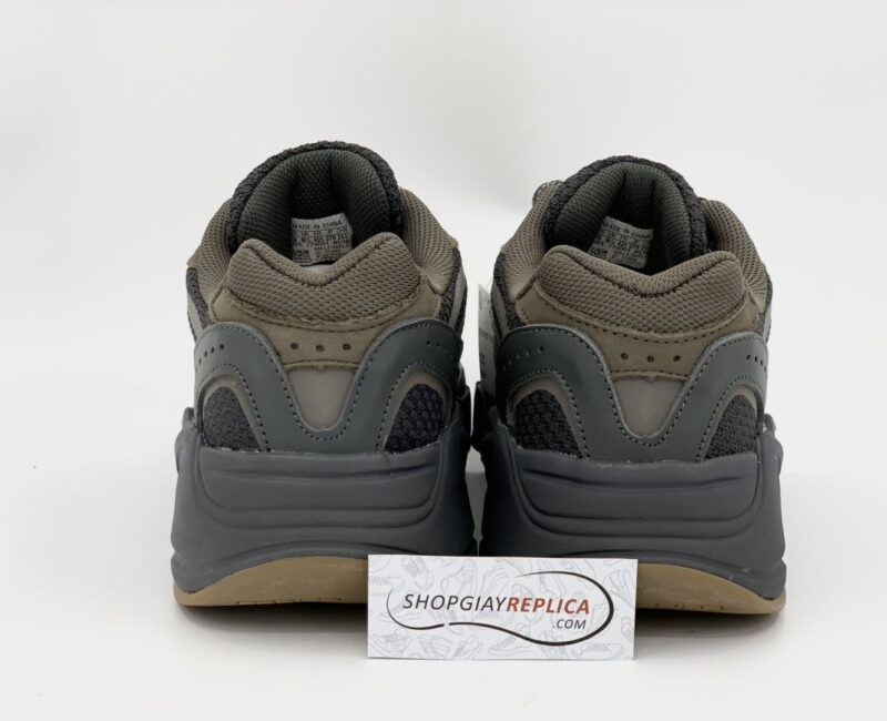 Giày Adidas Yeezy 700 V2 Geode Replica