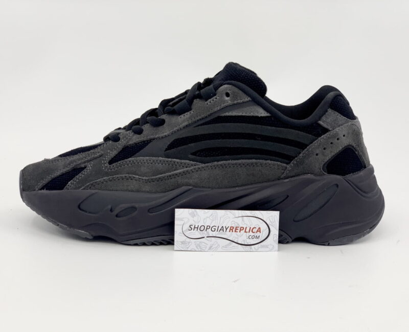 Adidas Yeezy 700 V2 Vanta