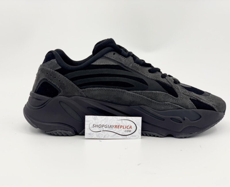 Giày Adidas Yeezy 700 V2 Vanta