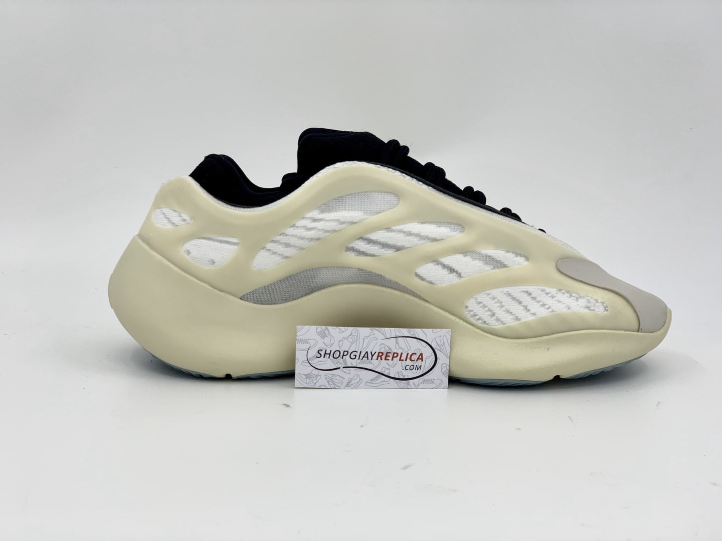 Giày Adidas Yeezy 700 V3 Azael Replica