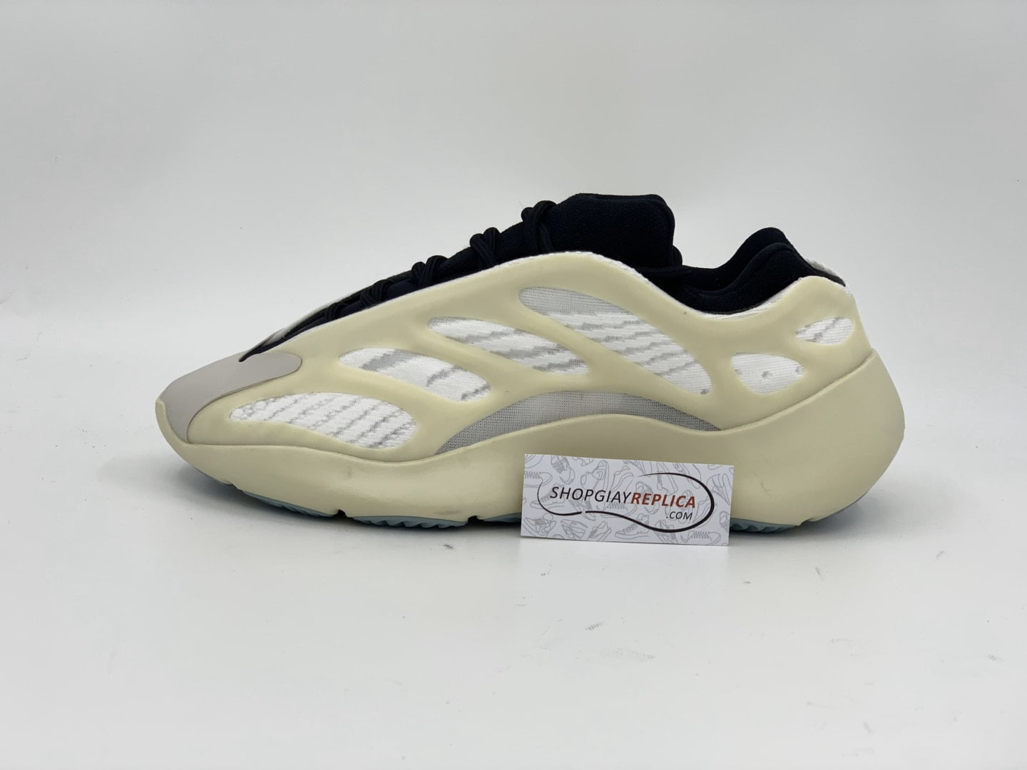 Giày Adidas Yeezy 700 V3 Azael Replica