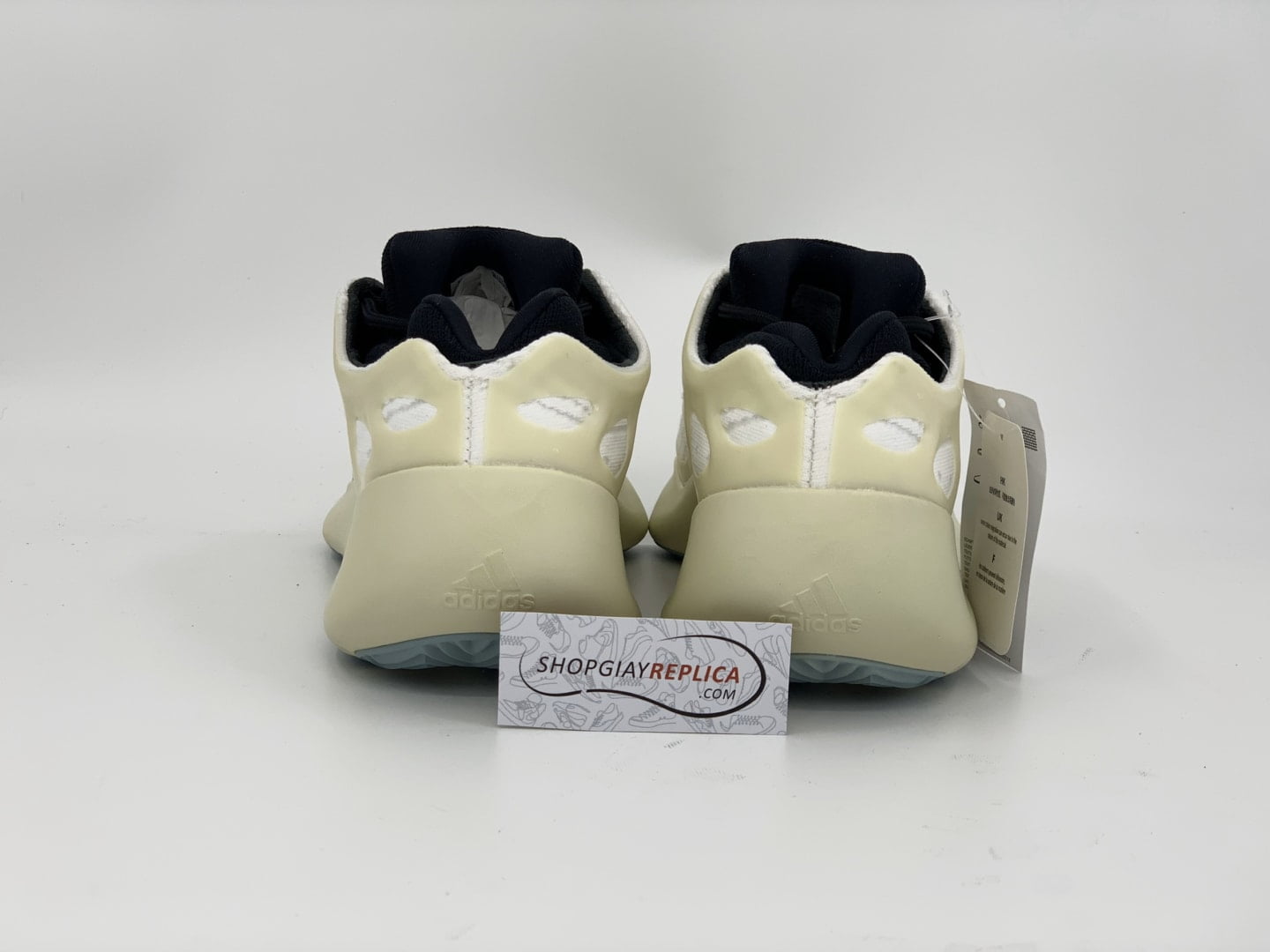 Giày Adidas Yeezy 700 V3 Azael Replica