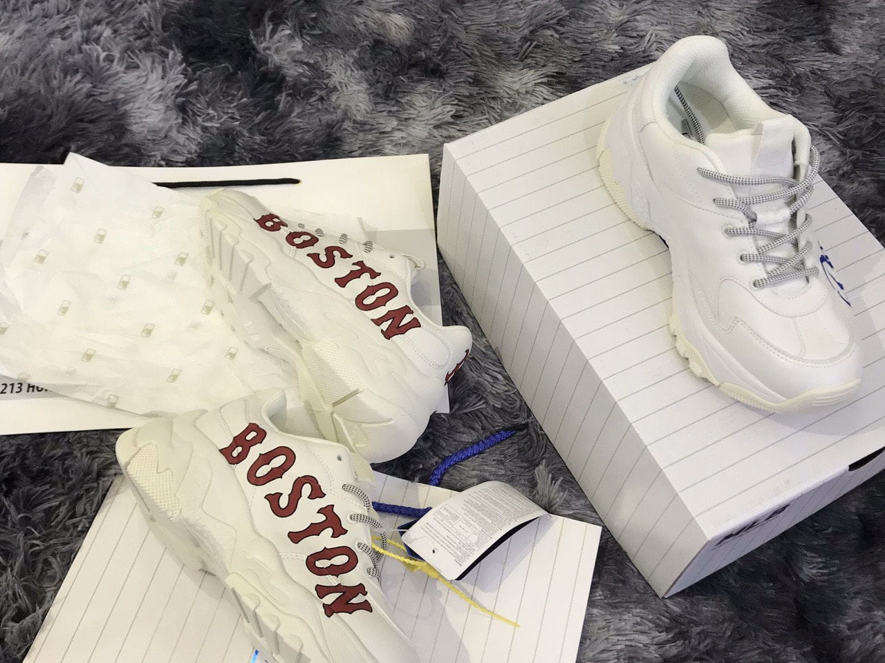 Giày MLB chính hãng có giá bao nhiêu tại Việt Nam?