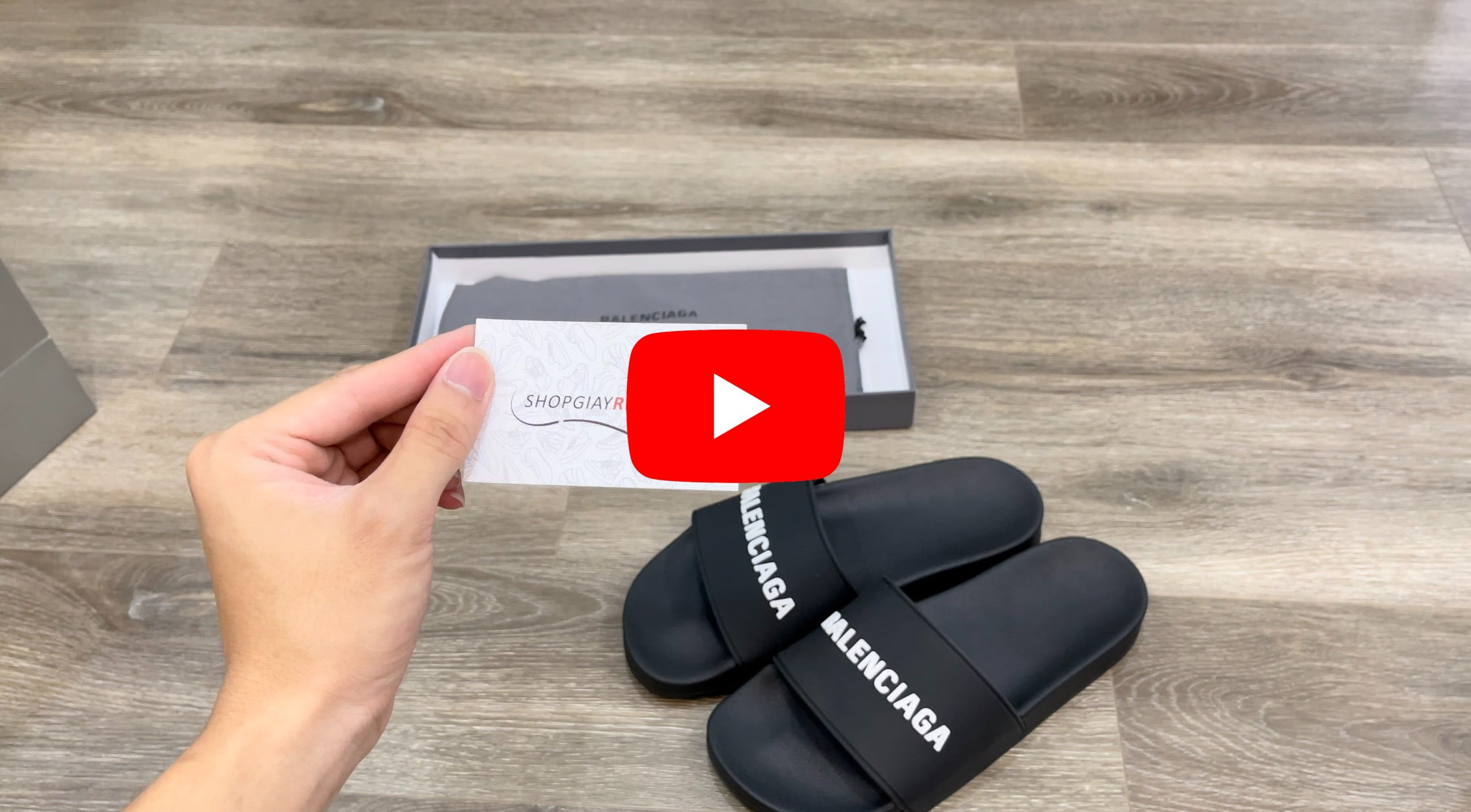 video dép balenciaga pool slide black