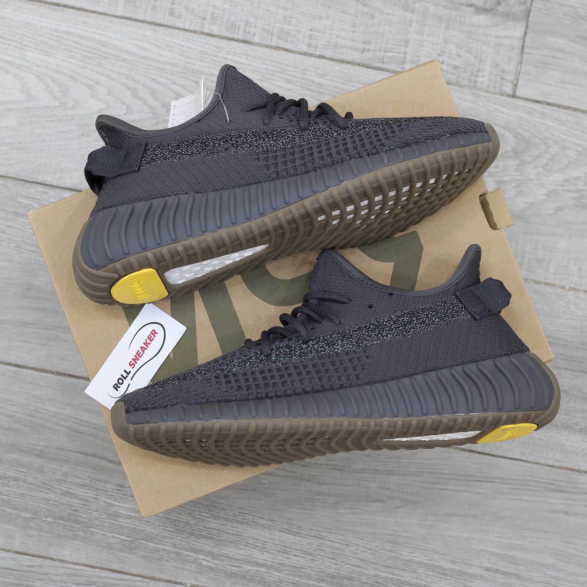 Adidas Yeezy 350 V2 Cinder Đen