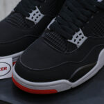 logo jumpman jordan 4 bred
