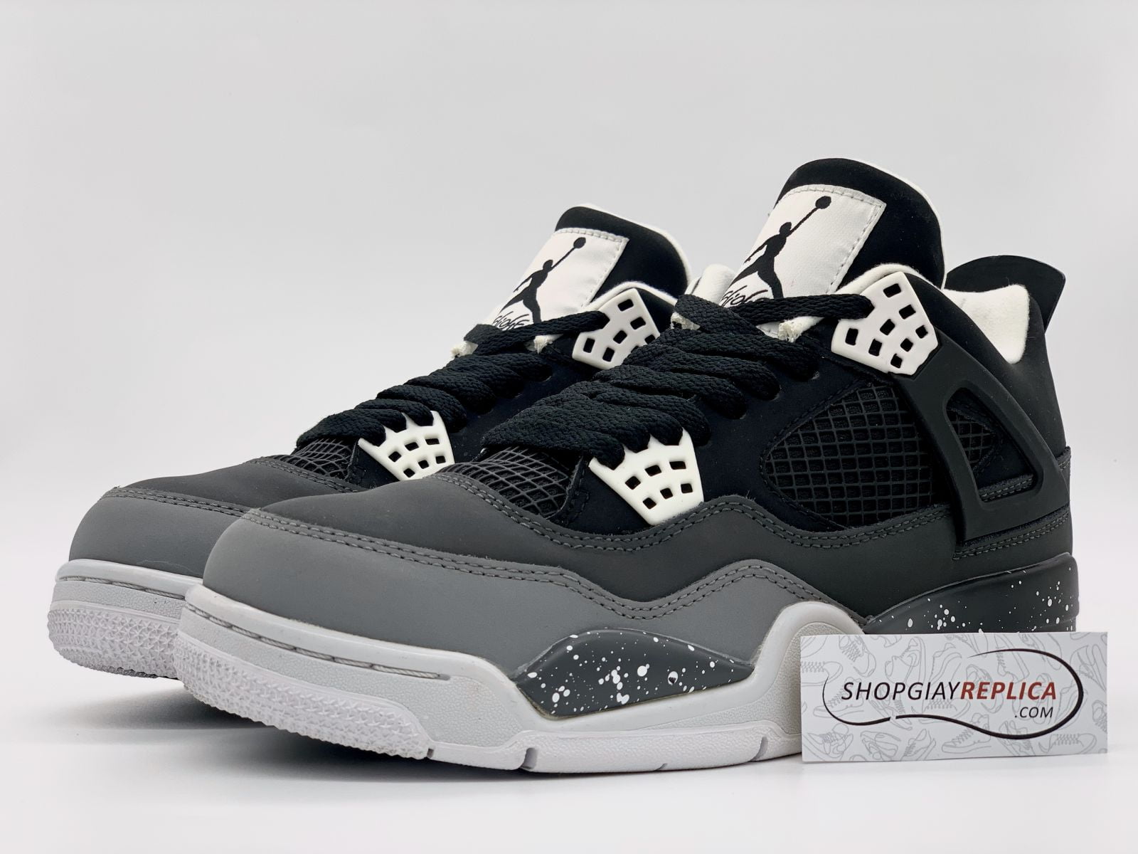 Giày Jordan 4 Retro Fear Pack