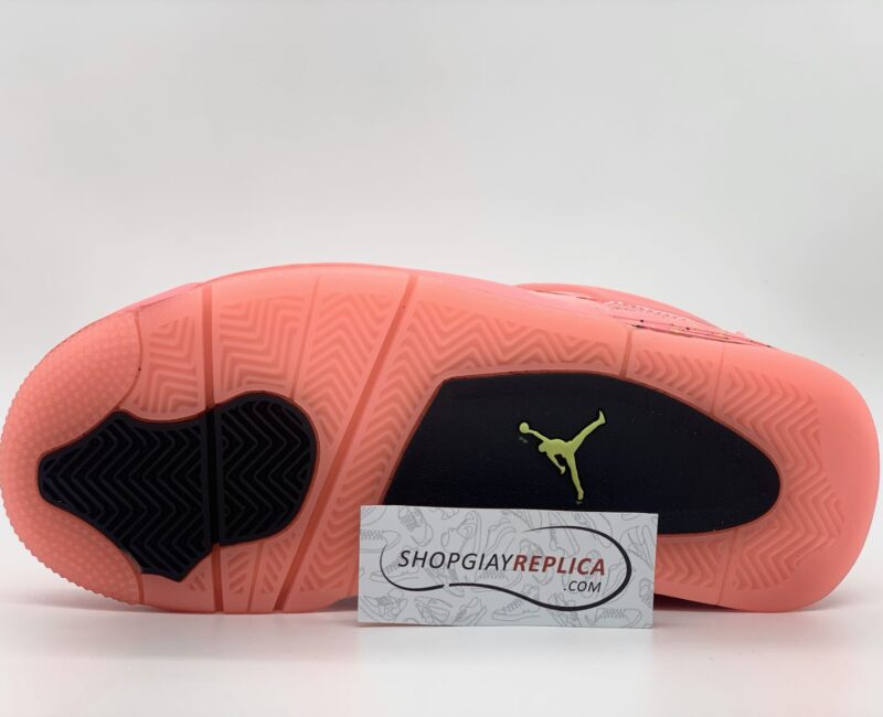 Jordan 4 Retro Hot Punch