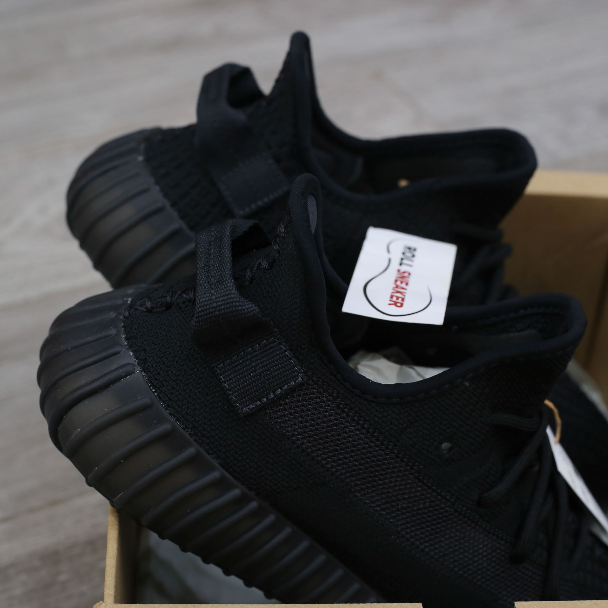 Giày Adidas Yeezy Boost 350 V2 'Onyx' Like Auth