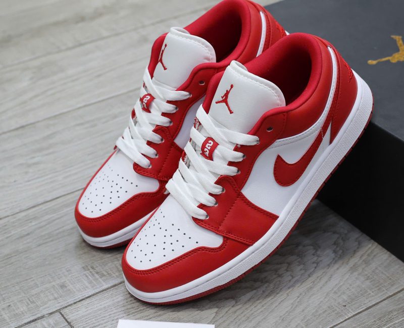 giày Air Jordan 1 trắng đỏ rep 1:1