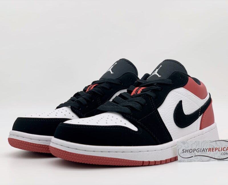 Giày Nike Air Jordan 1 Low Black Toe