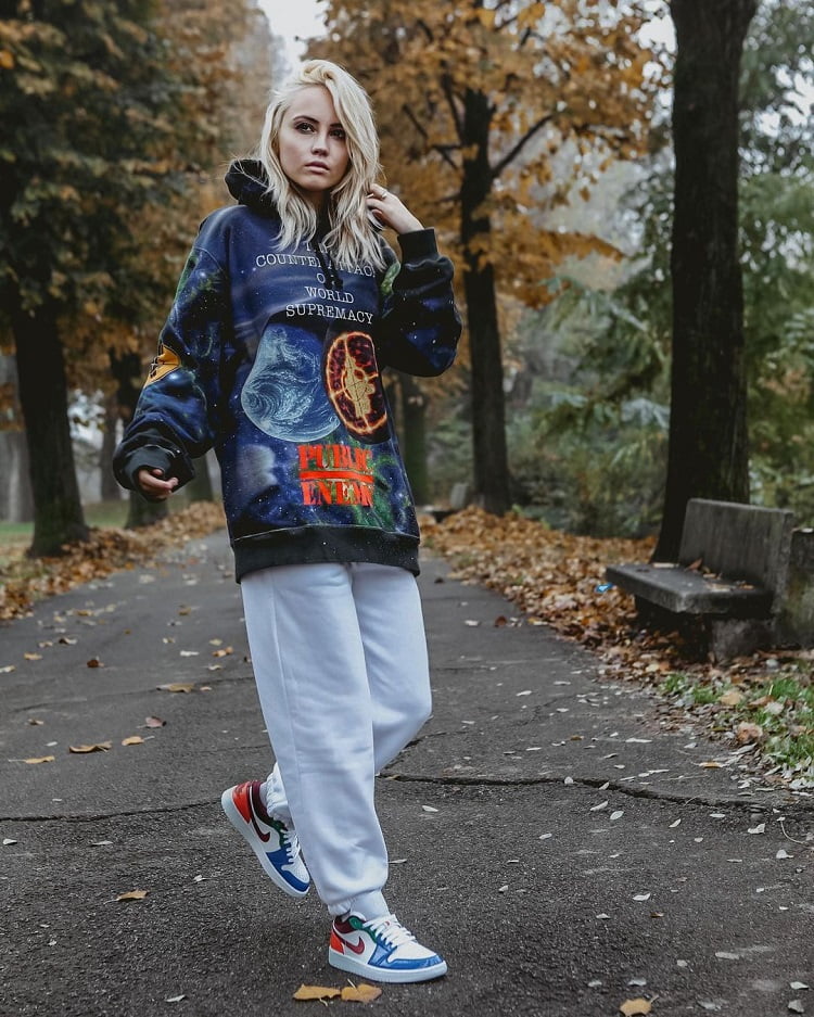 outfit cùng giày jordan cho nữ thoải mái