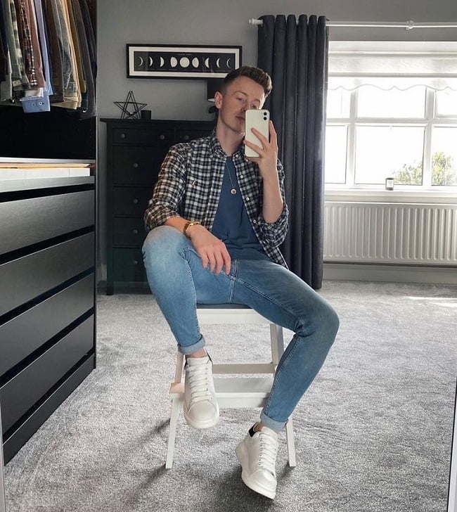 phối đồ giày mcqueen nam quần jeans