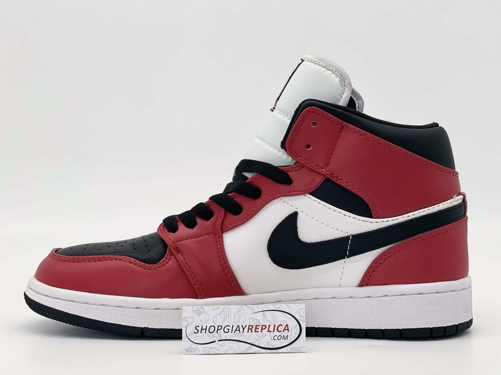 Giày Nike Jordan 1 Mid Chicago Toe