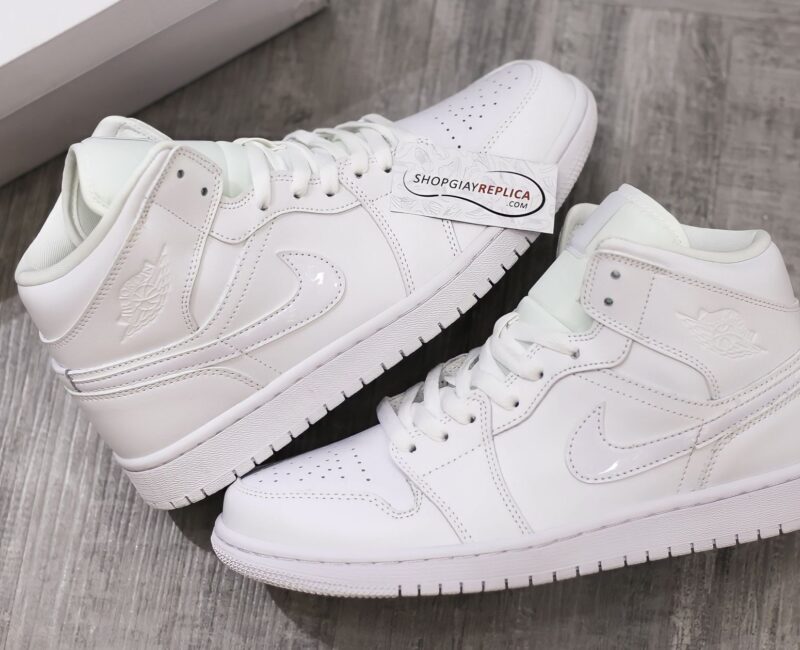 Giày Jordan 1 Mid Triple White