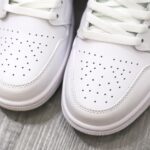 Jumpman Nike Jordan 1 Mid Triple White