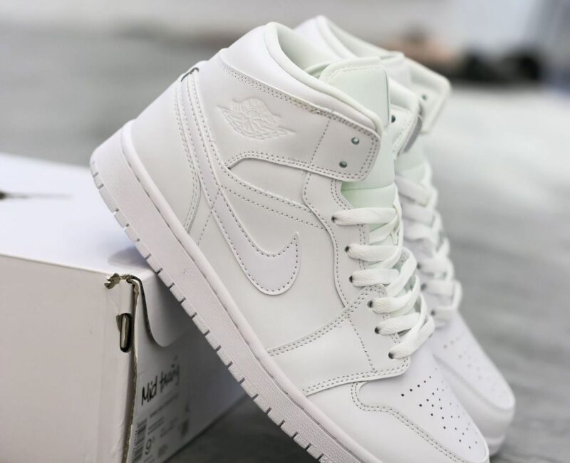 Nike Jordan 1 Mid Triple White Rep 11