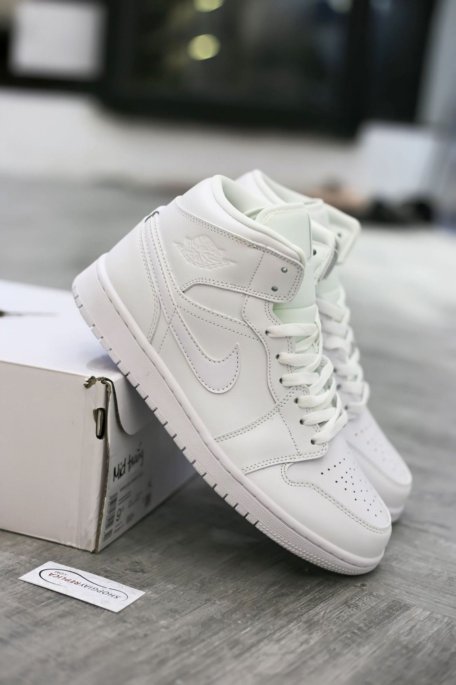 Nike Jordan 1 Mid Triple White Rep 11