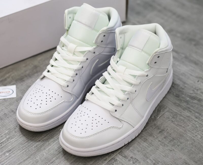 Giày Nike Air Jordan 1 Mid Triple White