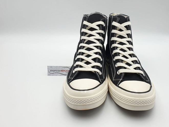 cách buộc dây giày converse