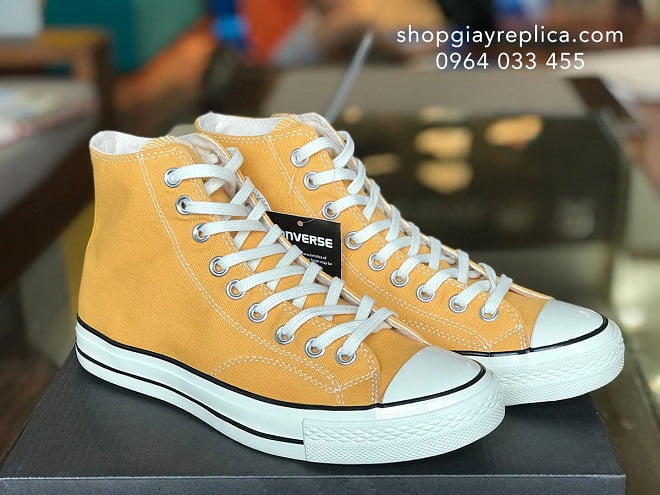 Converse sneaker vàng