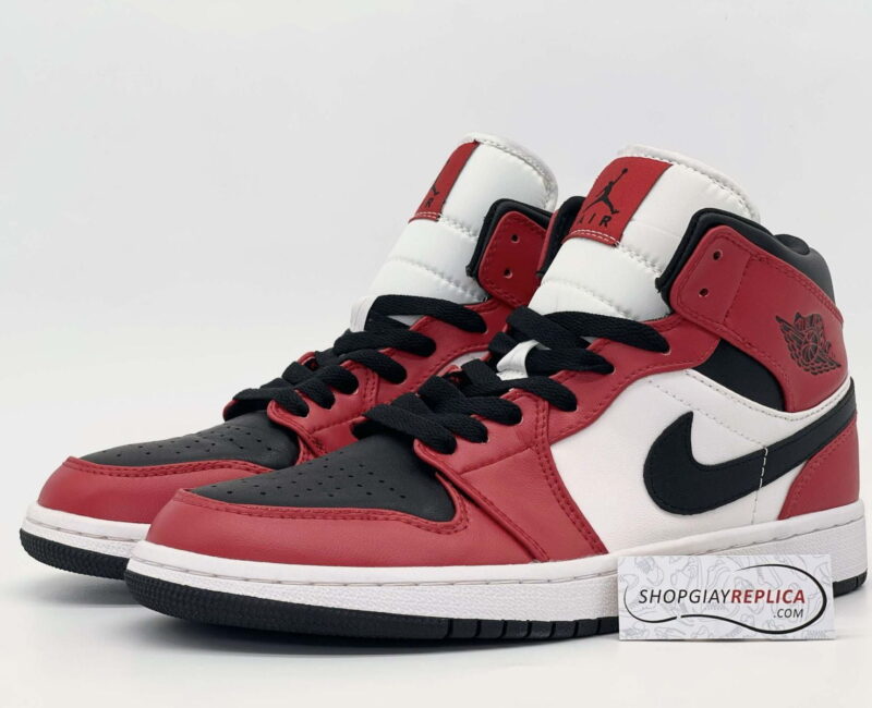 Nike Jordan 1 Mid Chicago Toe Rep11