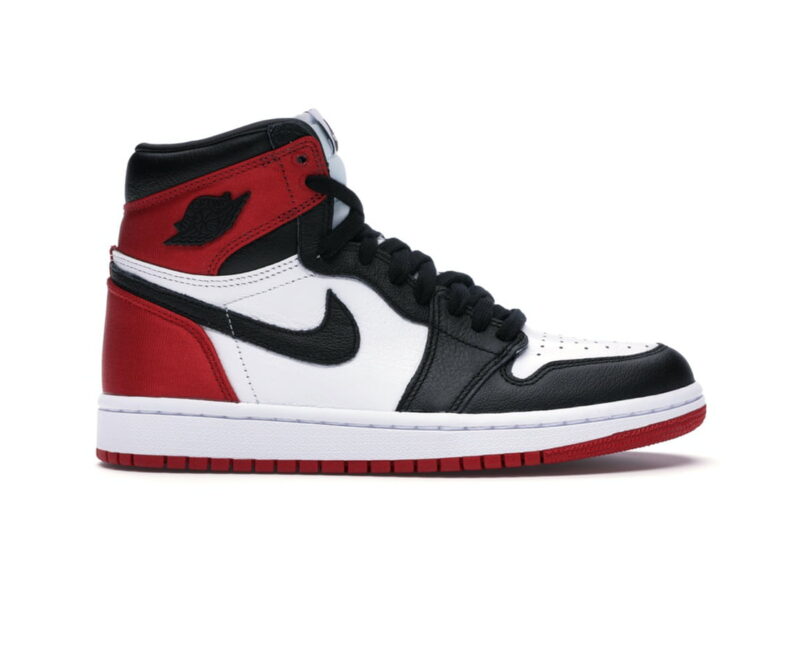 Giày Nike Air Jordan 1 Retro High Satin Black Toe Replica