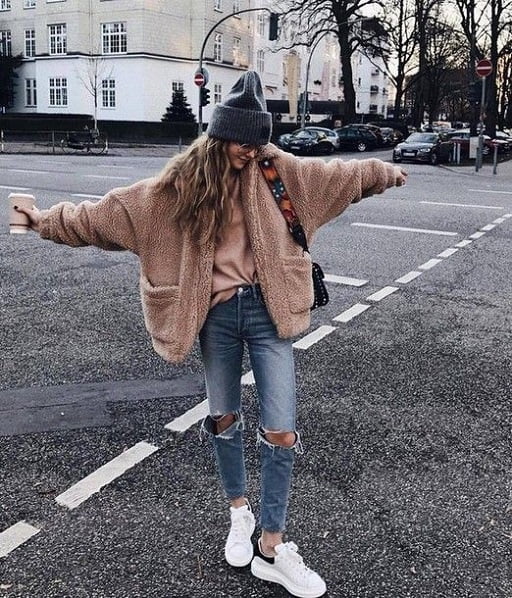 mix đồ với giày mcqueen