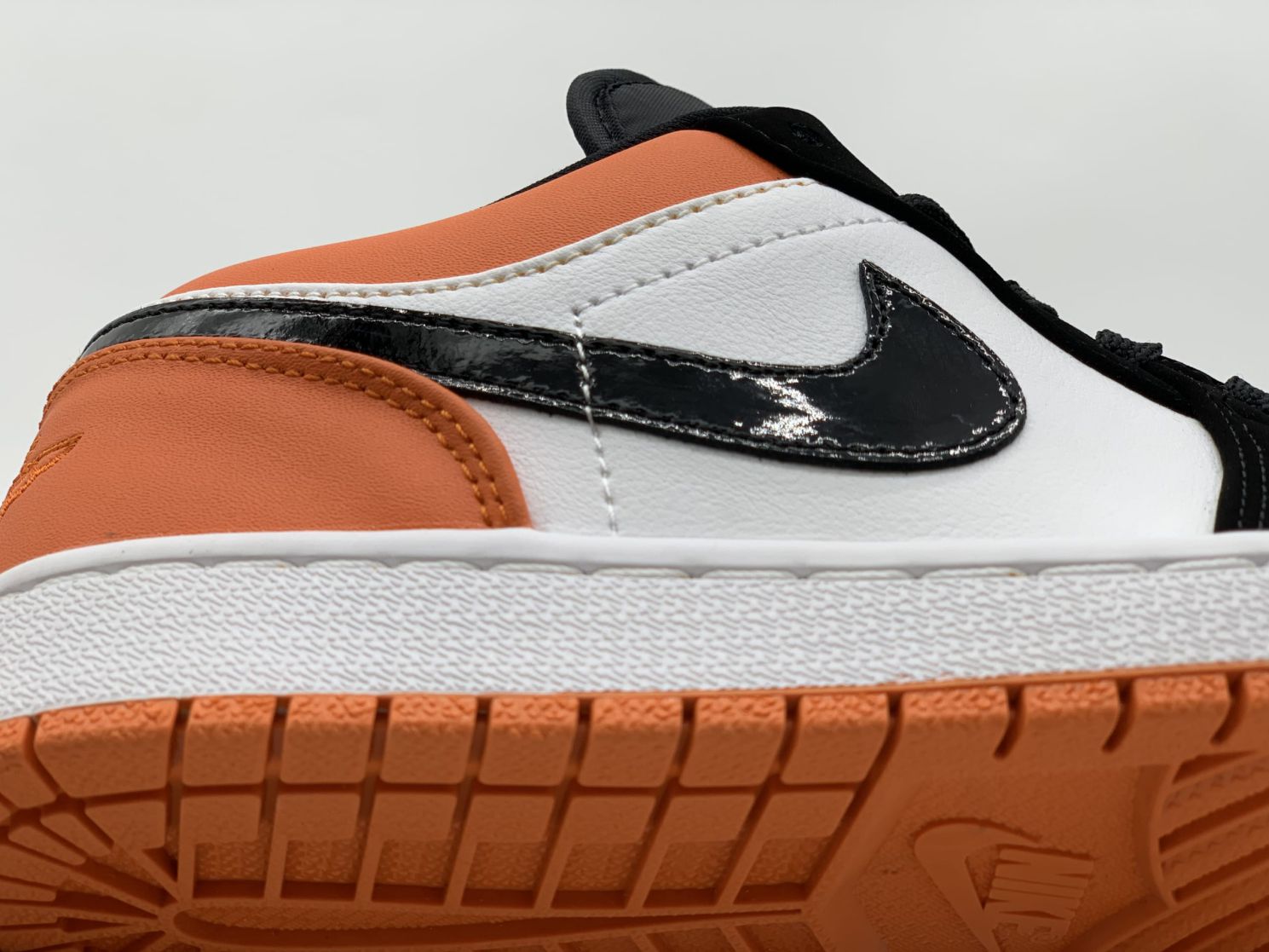 Swoosh Jordan 1 Low Shattered Backboard Rep 11