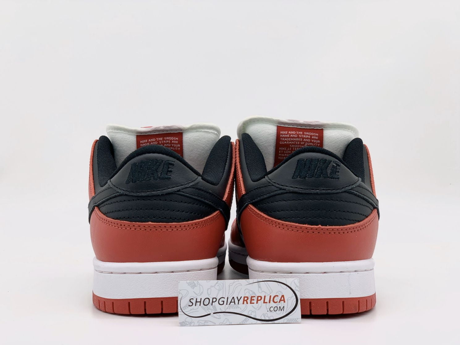 Nike SB Dunk Chicago