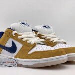 SB Dunk Laser Orange