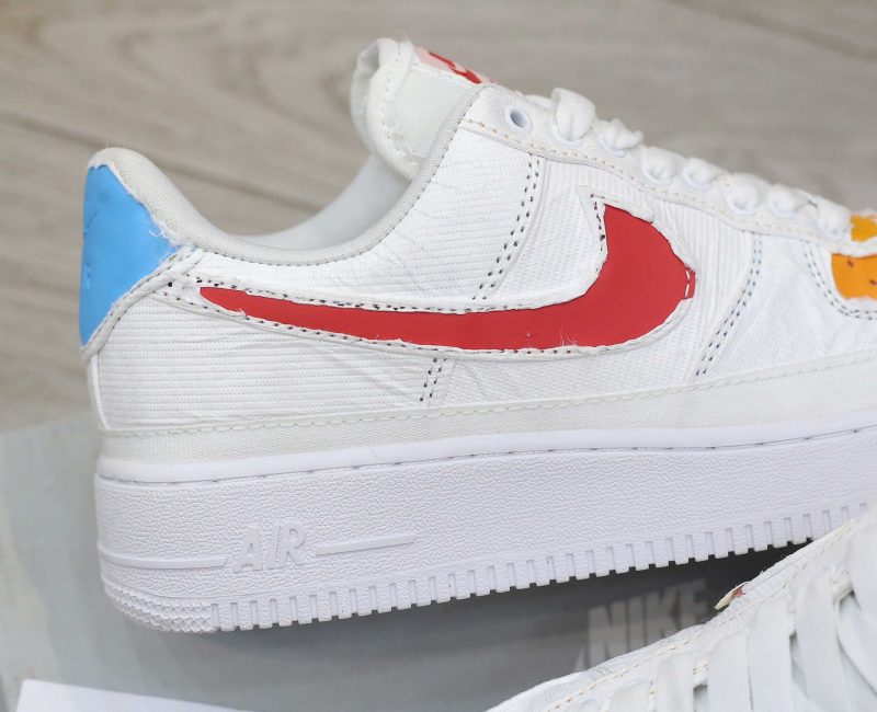 on feet giày nike af1 tear away