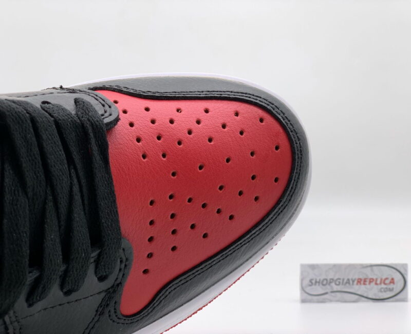 Nike Air Jordan 1 UNC to Chi