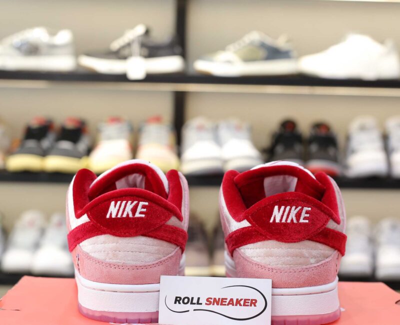 Nike SB Dunk Low StrangeLove