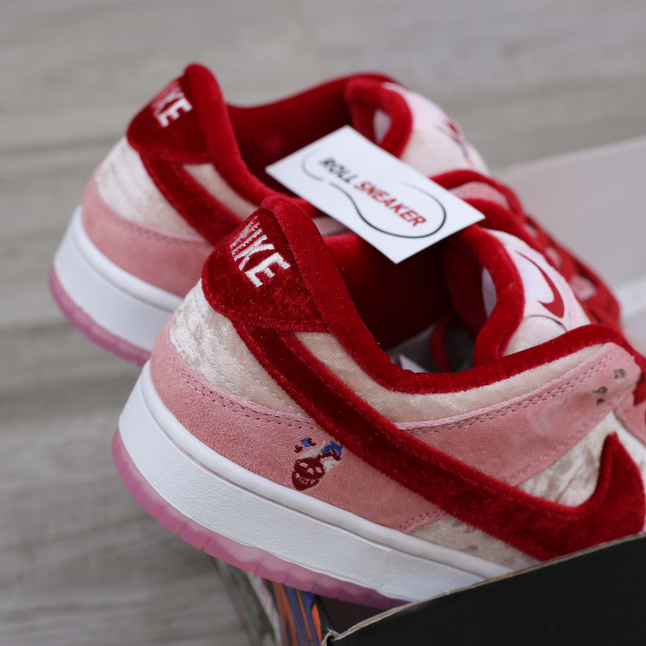 Nike SB Dunk Low StrangeLove