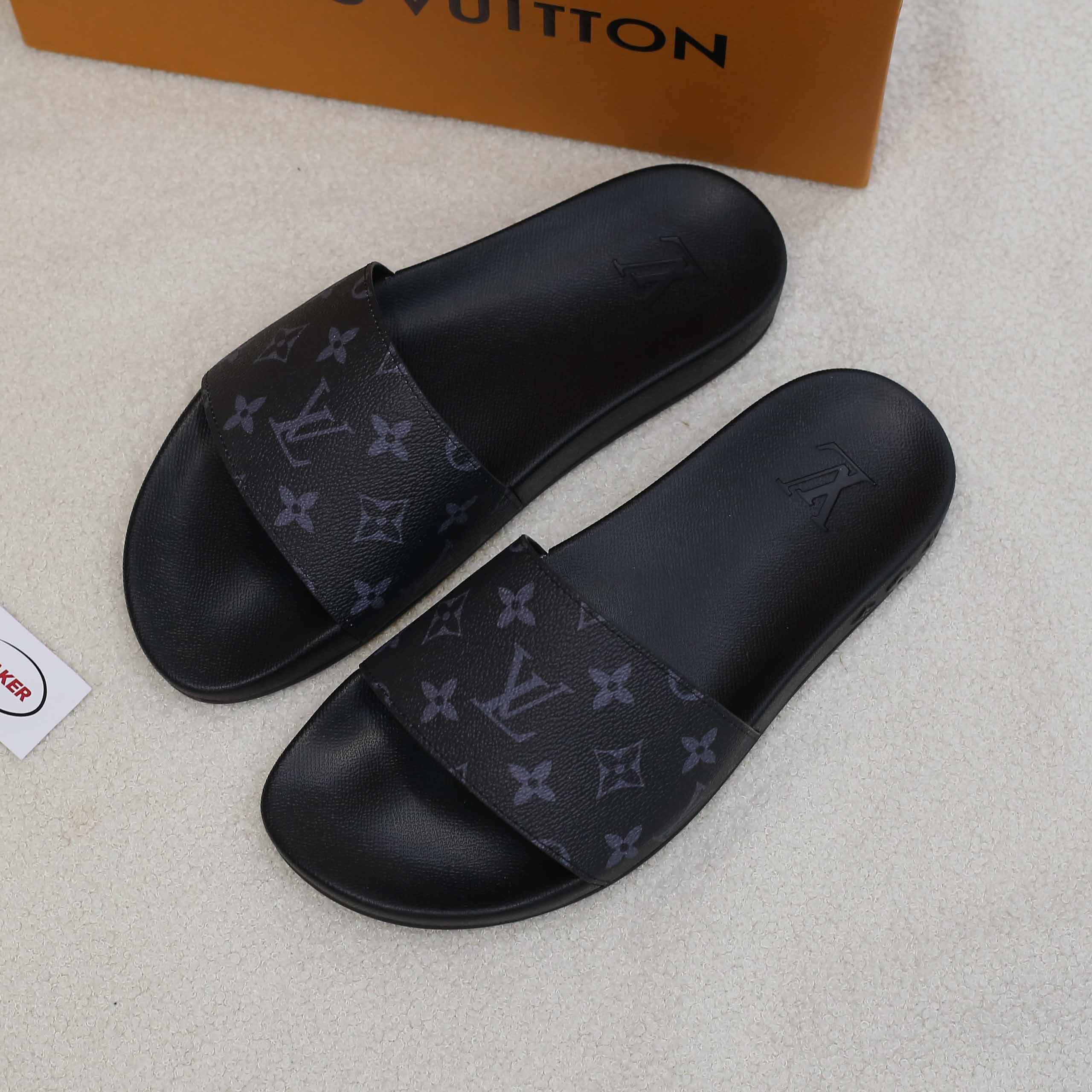 Dép Louis Vuitton Waterfront Mule Monogram Eclipse