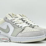 Dấu Swings được in dập chìm 3D tại gót giày air jordan 1 low paris chuẩn rep 1:1