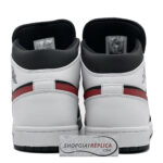 Air Jordan 1 Mid Chile Red