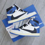 Giày Nike Air Jordan 1 High Travis Scott x Fragment 11