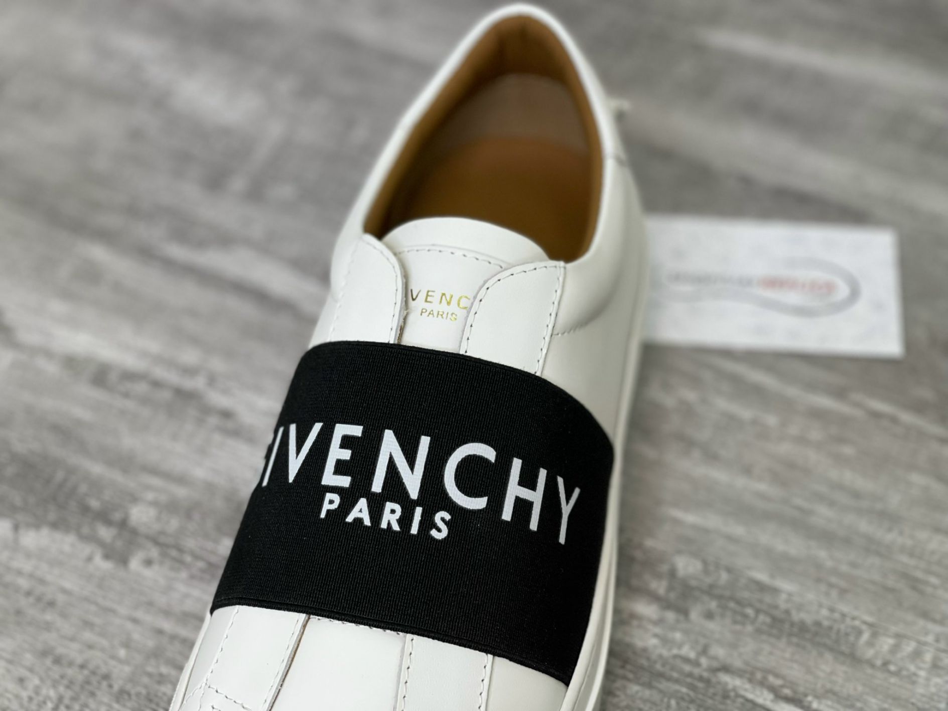 Giày Givenchy Paris Strap Trắng Đen Like Auth