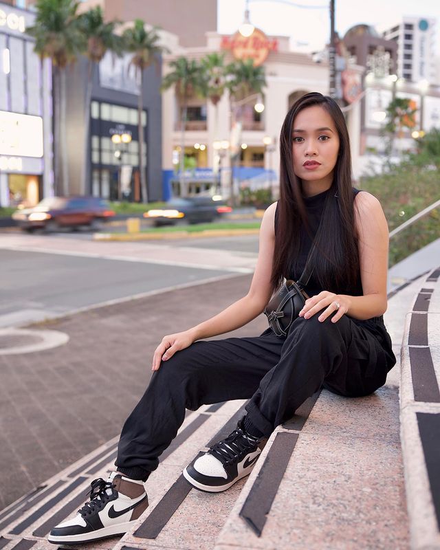 outfit giày nike jordan 1 dark mocha cho nữ