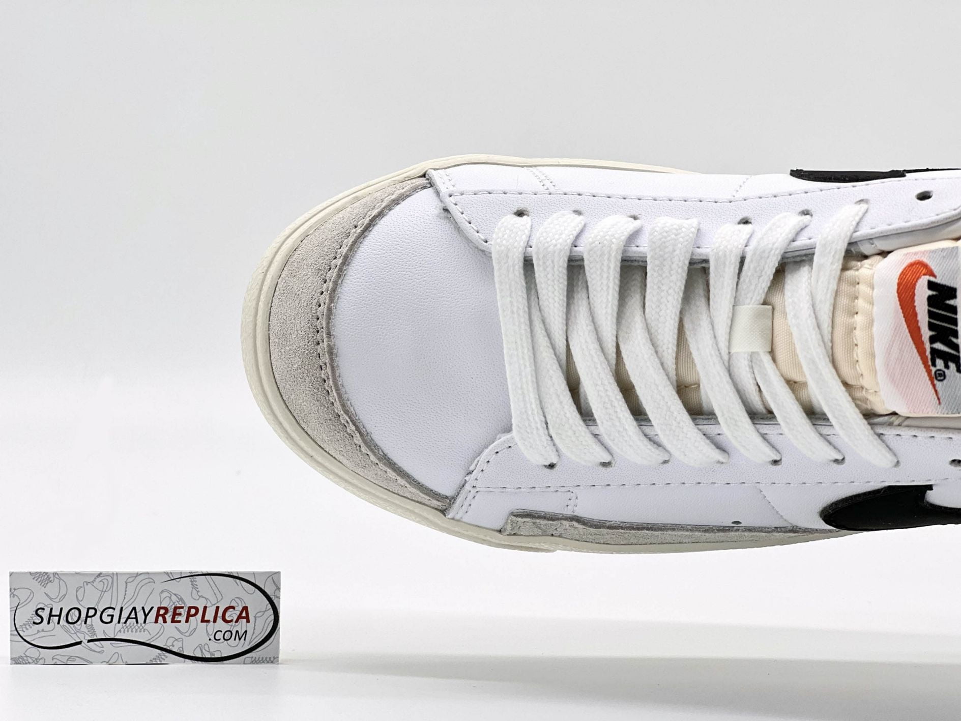 giày nike blazer low 77